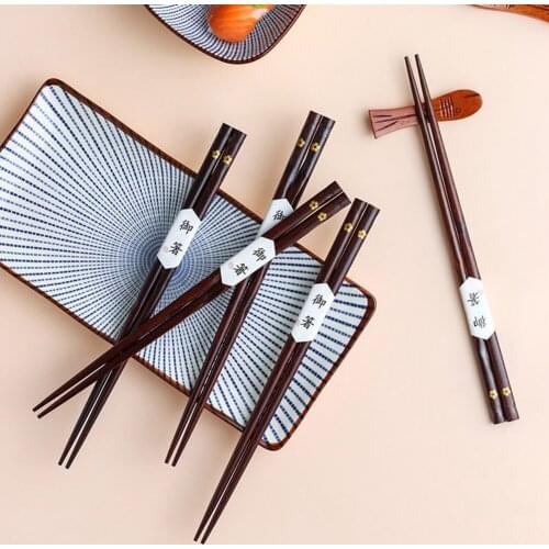 1 Pair Wood Chopsticks Non-Slip Japanese Cherry Flower Pattern Reusable Chopstick For Sushi Food Sticks Tableware Kitchen Tool