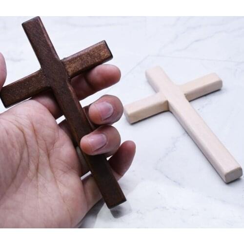 2pcs Handmade Wooden Crosses Crucifix Jesus Christ Ornaments Religious Charm Necklace Pendant Making
