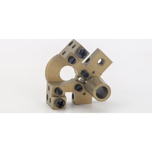 Industrial Sewing Machine Looper Holder 0558001151 For DURKOPP 558 Eyelet Button Holing