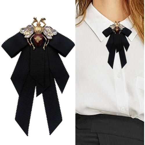 Korean Version of Retro Black Bee Bow Tie Brooches Fashion Mens and Womens College Style Shirt Accessories
