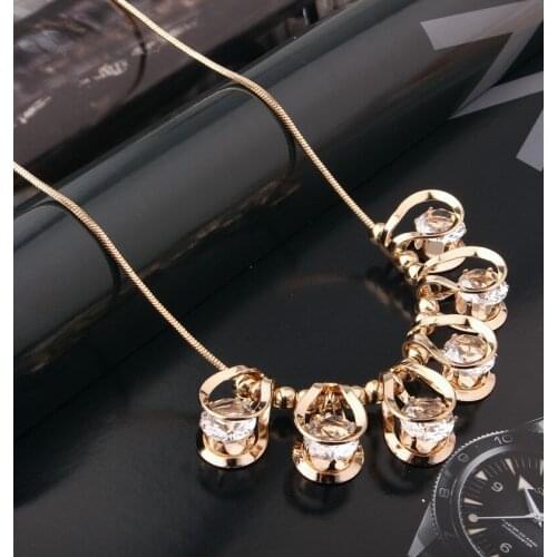 Low-key Luxury Bright Crystal Necklace Short Paragraph Clavicle Chain Accessories Female Ornaments Crystal Pendant Necklace