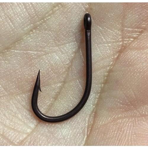 20PCS Anti-Snag Hook Matt Black / Camo Brown Coated-Chemically Sharpened-Mirco Barbed-PTFE Coated FOR CARP FISHINGS