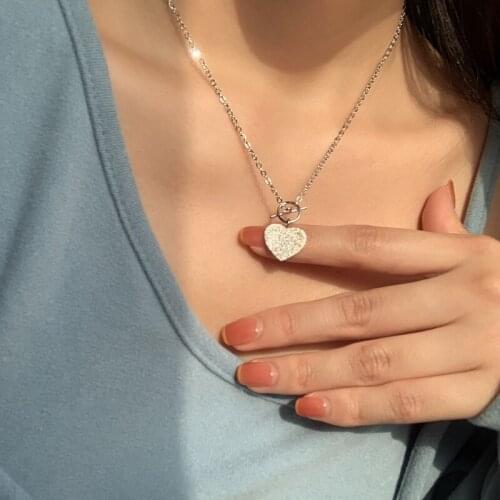 Delicate Jewelry Shiny Heart Pendant Necklace 2021 New Design Sweet Korean Temperament Chain Necklace For Girl Lady Gifts