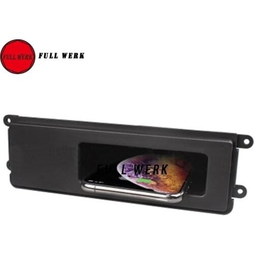 Car Wireless Phone Charger Module for Mitsubishi Pajero 17-18 Fast Charging Case Holder Central Console Storage Box Accessories