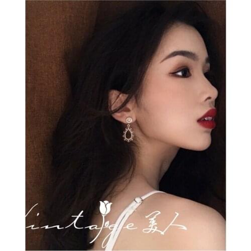 Vintage Court Elegant Wedding Fashion Exquisite Shining Water Drop Inlaid Zircon Pearl Ear Pendant Earing Jewelry for Women Gift