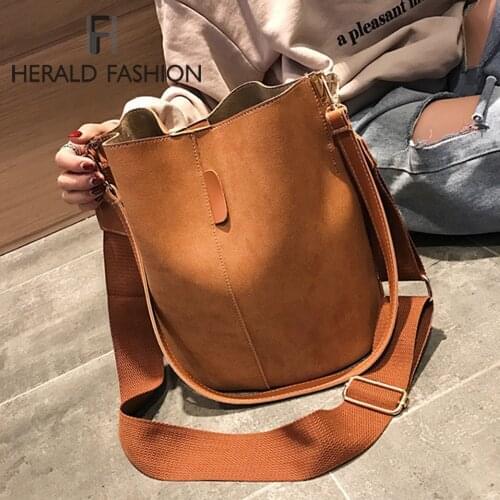 Women shoulder bag