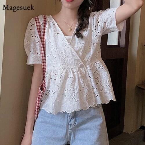 Korean Lace Hollow Out Floral Blouse New Summer V-neck Womens Tops Female Puff Short Sleeve Slim Waist White Sweet Shirt 14073