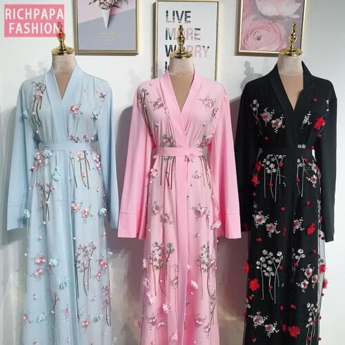 Plus Size Long Kimono Cardigan Femme Mujer Fashion Abaya Muslim Women Floral Embroidery Cardigan Blouse Roupas Feminina Clothing