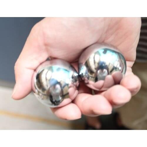 A set of Heavier Chinese BaoDing IRON Balls Crispy Chimes for Man
