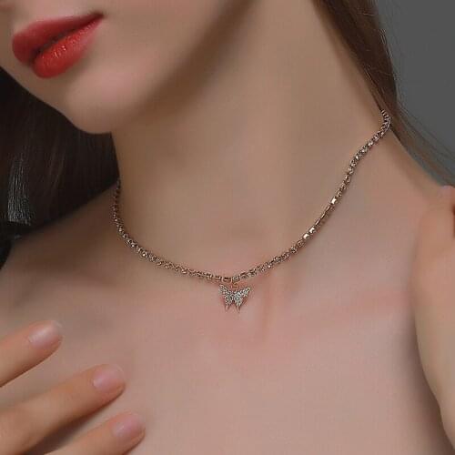 New Zircon Butterfly Pendant Necklace for Women Simple Gold Crystal Clavicle Chain Choker Popular Alloy Short Necklace New Gift