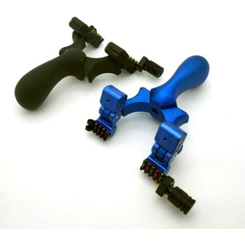 Hot sale blue resin slingshot mechanical aiming flat leather free tied slingshot with rubber band dragon tongue 2019 new
