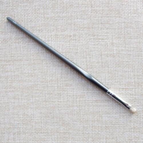 W121 Professional Handmade Makeup Brushes Resilient Badger Hair Small Eyebrow Brush Cosmetic Tools Make Up Brush