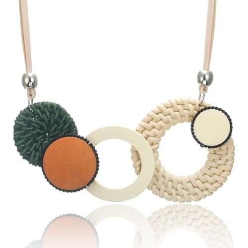 Fashion Handmade Plant Fibres Necklace for Women Bamboo Weaving Wooden Acrylic Necklaces Geometric Pendants Jewelry