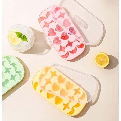 Creative Ice Tray Box With Lid Geometric Cartoon Ice Cube Box Durcble Food Grade Silicone Ice Tray For Household Kitchen Tools