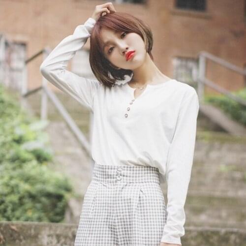 Long Sleeve T Shirts Women 2020 Spring Summer Fashion V Neck Buttons White Tees School Girl Female Cotton Tops Sweet Clothes