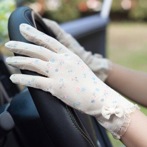 Woman Gloves Summer Sunscreen Driving Gloves Female Thin Pure Cotton Cute Sweet Floral Non-Slip Touchscreen Breathable FS22-2