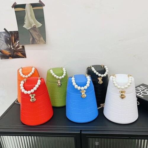 2021 Fashion Cylinder Bag Candy Color Outdoor Woman Handbag Summer Jelly Bag Casual Messenger Handbag
