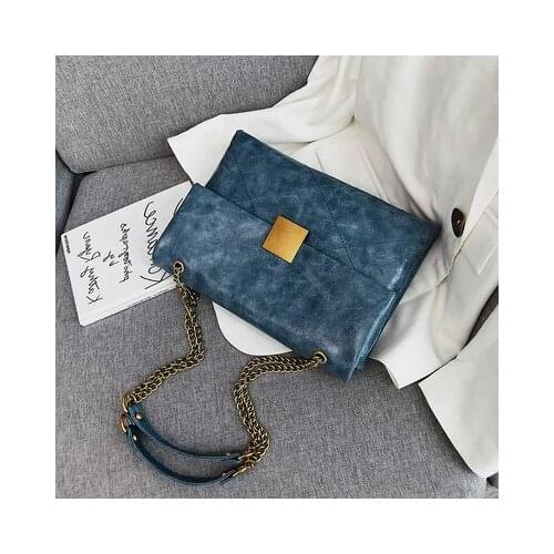 Large-capacity chain shoulder bag female spring bag 2020 new trendy wild ins messenger bag