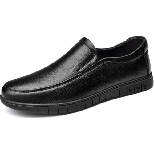 Mens Soft Driving Shoes Genuine Leather Black Shoes for Men Sneakers Male Adult Handmade Slip on Flat Boat Shoes Man Footwear