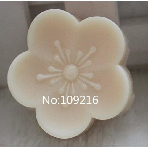 Wholesale!!1pcs Small Plum Blossom (zx95) Silicone Handmade Soap Mold Crafts DIY Mould