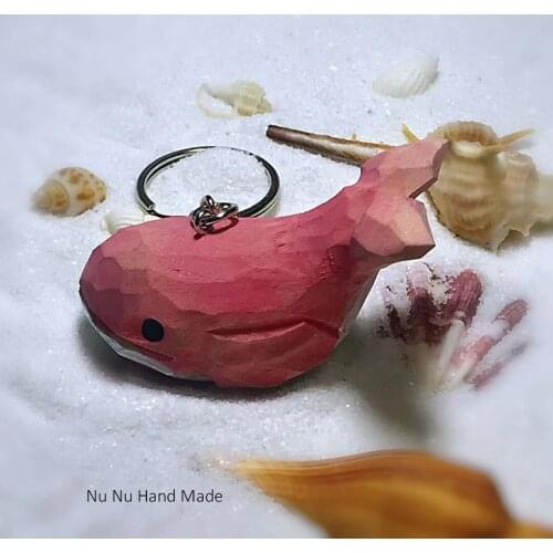 Hand Carved Whale Animal Key Chain Kawaii Wood Carving Car Keyring Personality Gift Couple Pendant Bag Keychains Customizable