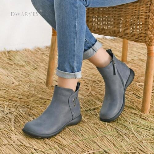 Womens Retro Leather Short Boots for Winter Black/Blue