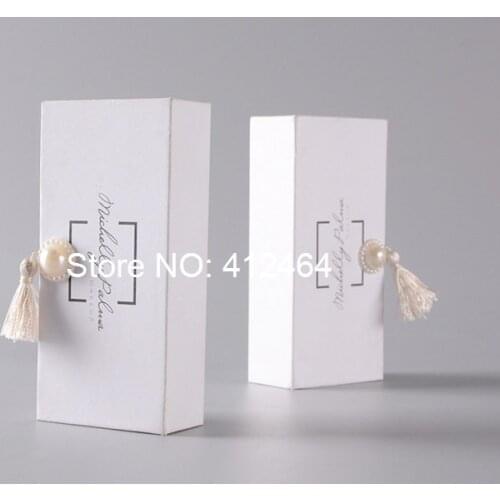 Luxury goods manufacturer personalized design magnetic card closed vacuum false eyelash paper packaging box