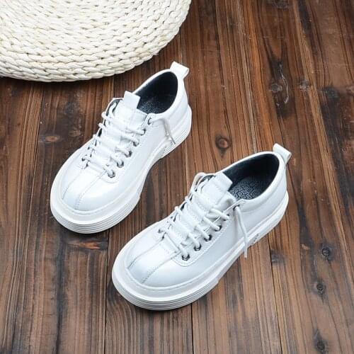 Patent leather small white shoes British style casual shoes thick bottom Mori retro flat womens shoes college wind single shoes