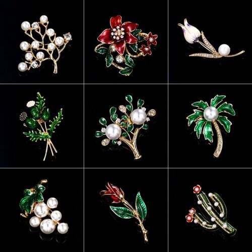 Vintage Enamel Pearl Brooch Fashion Plant Flower Suit Pin Rhinestone Inlaid Badge Fashion Wedding Party Womens Jewelry Brooches