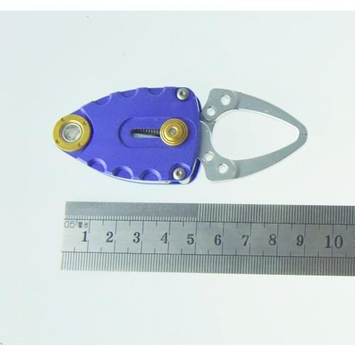 1Pcs Aluminium Alloy Mini Fish Lip Grip Gripper Fishing Grabber Grips Control Pliers Hook Remover Lure Fishing Tackle Tool