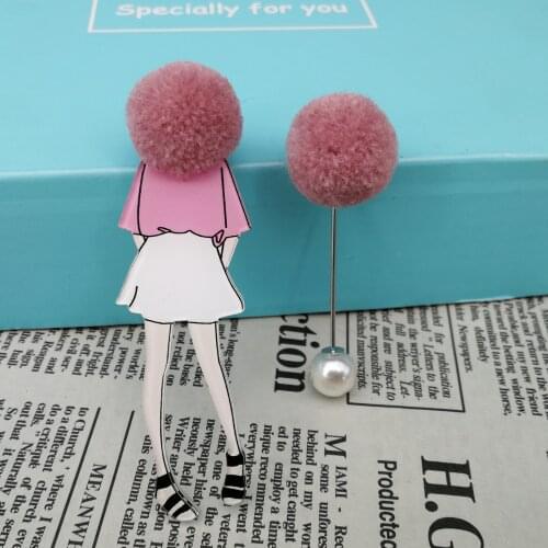 2PCS Fur Ball Girl Brooches for Women Acrylic Pins Boys Girls Pompom Bag Sweater Coat Jewelry Accessories Birthday Lovers Gift