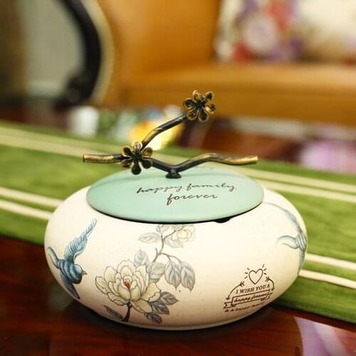 American Home Ashtray with Lid Creative Ceramic Ashtray Living Room Coffee Table Retro Oil Painting Style Ashtray Ornaments