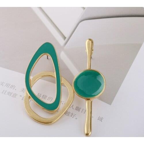 2020 New Design Alloy Asymmetric Earrings for Women Green Color Lrregular Drop Earrings Fashion Jewelry Gifts