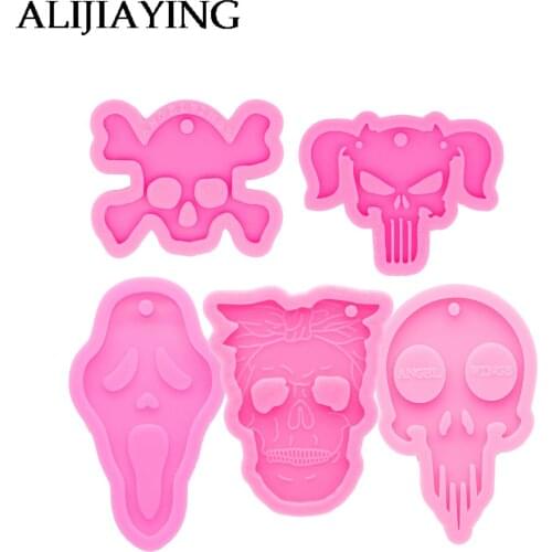 DY0158 Glossy Halloween Defense Skull Keychain Silicone Mold - DIY Craft Resin - Mold To Make Crafts with Epoxy