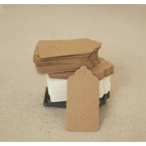 Packaging paper labels Brown Kraft /black/white Paper Tags DIY scallop Label Wedding Gift Decorating Tag 2*4cm