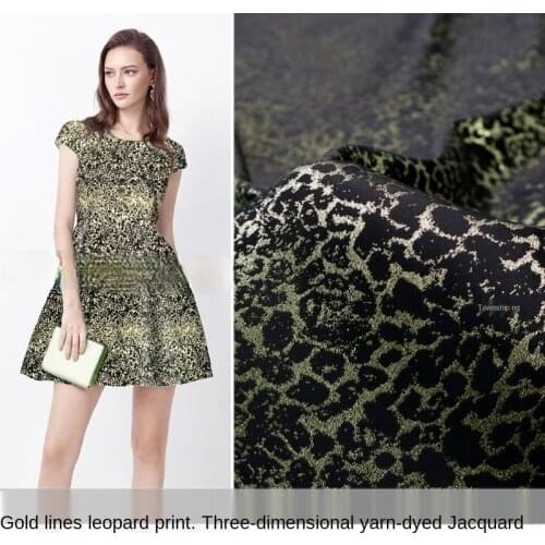 Gold leopard print three-dimensional yarn-dyed jacquard fashion fabric, sewing fabric factory store is not out of stock