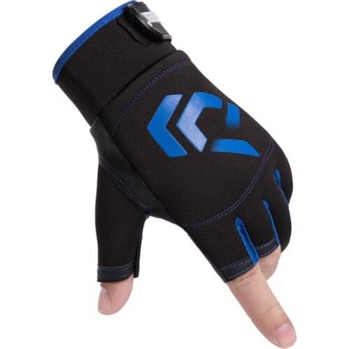 Outdoor Fishing Gloves Spring And Autumn Windproof, Waterproof And Non-slip Three-finger Gloves Unisex Half-finger Gloves