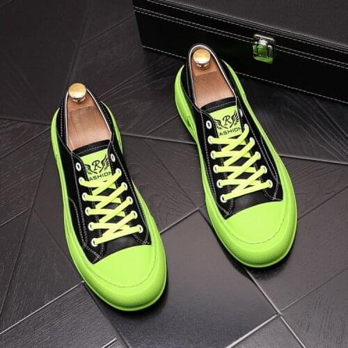 2021 Men Sneakers Casual Shoes Soft Leather Breathable Green White Sport Shoes Lace Up Round Toe Luxury Brand Designer