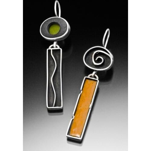 2021 New Creative Asymmetric Enamel Earrings Bohemian Retro Natural Curve Earrings