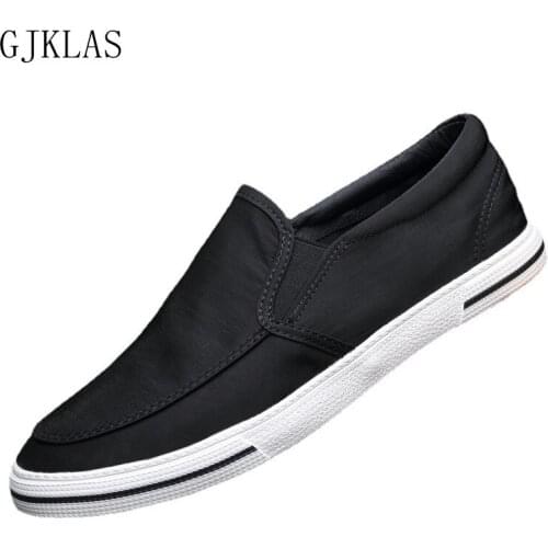 New Canvas Shoes Men Sneakers Students Slip-on Male Loafers Vulcanized Shoes Mens Casual Shoes Lightweight Comfy Driving Flats