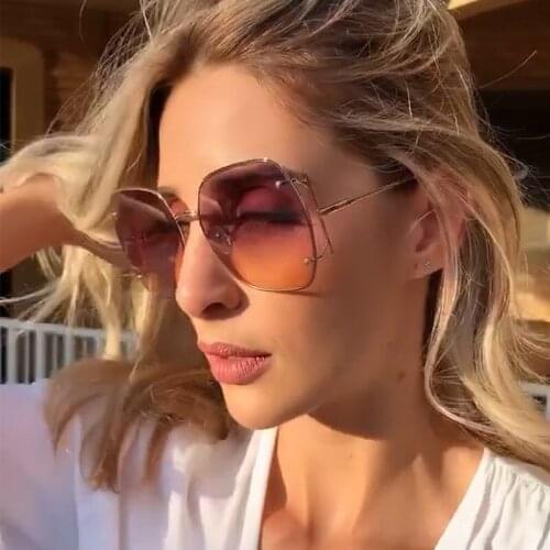 Metal Hollow Luxury Women Sunglasses Fashion Decoration Shades Trendy Purple Yellow Sun Glasses For Female Men Zonnebril Dames