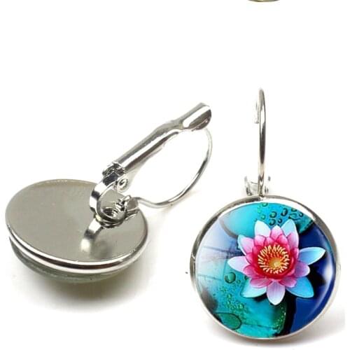 Daisy Rose Sakura Earrings Simple Style Flower Earrings Glass Beaded Jewelry Earrings Female Lovers Gift Stud EarringsVintage