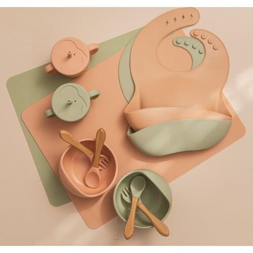 6 PCS Solid Baby Silicone Feeding Tableware Sets Plate Silicone Bowl Bib Placemat Fork Spoon Feeding Cup Set Baby Children Suite
