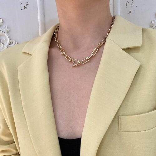 AOMU 2020 Fashion Simple Temperament Gold Color Necklace Clavicle Chain Hip Hop Metal Choker For Women Men Jewelry Party