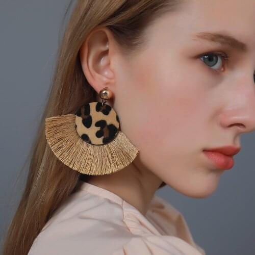 Bohemian big tassel earrings for women Long Fringe Round Leopard Earring Fashion Geometric Handmade Drop Earings Simple Jewelry