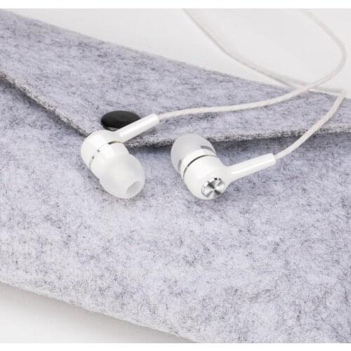 Wired Microphone Earphones Heavy Bass In-ear Universal Mobile Phone Game Earplug