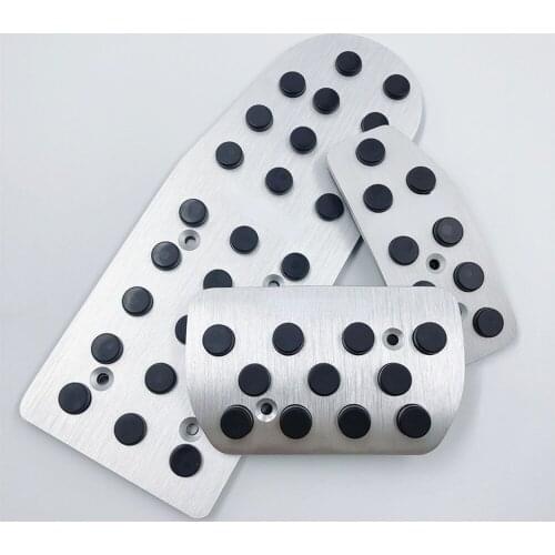 Car Pedals Aluminium Alloy Non-slip Accelerator Pedal Foot Rest Pedal Cover Pad For SUZUKI SWIFT AT MT Car Accessories