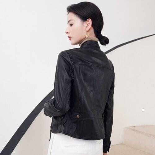 Short slim leather leather clothing Korean version 2020 new locomotive autumn spring and autumn leather jacket small jacket