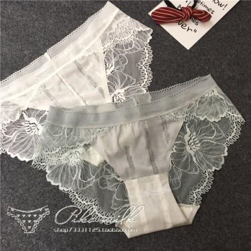 French Cotton Underwear Sexy Lace Panties Mid Waist Seamless Soft Underpants Fashion Hollow Out Briefs Female Invisible Lingerie