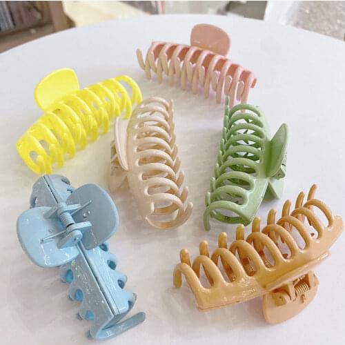 2020 New Claw Clip for Women Tough Plastic Hair Claw Large Size Candy Color Hair Clamps Claw Clip Crab for Hair Accessories